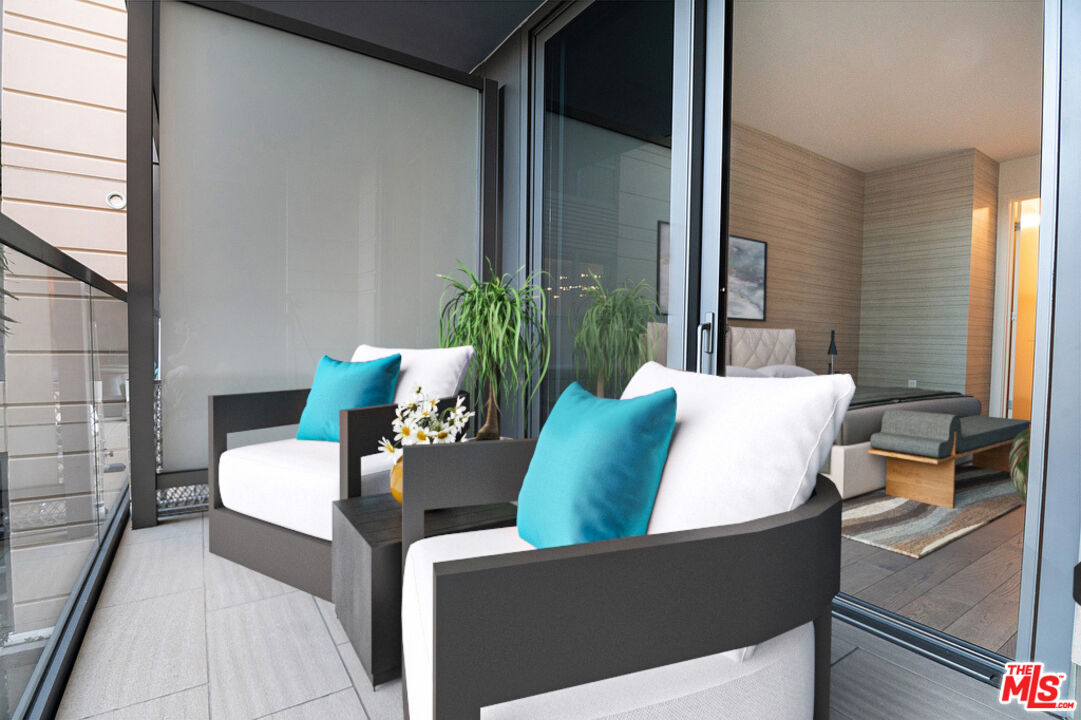 1755 Ocean Ave Unit: 402
