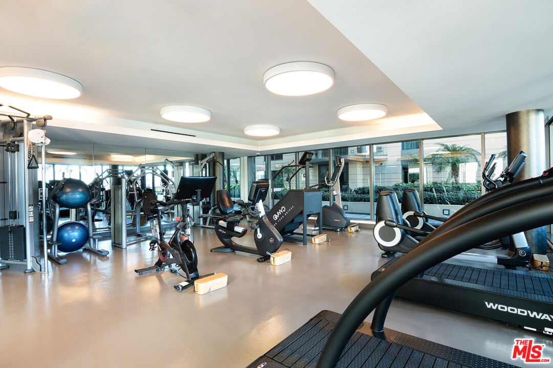 1755 Ocean Ave Unit: 402