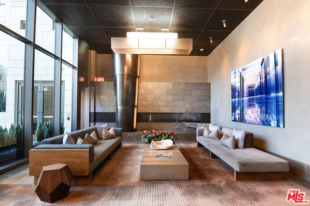 1755 Ocean Ave Unit: 402