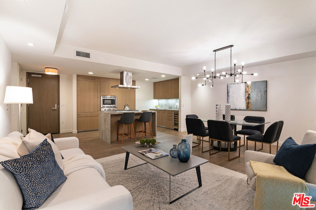 1755 Ocean Ave Unit: 402