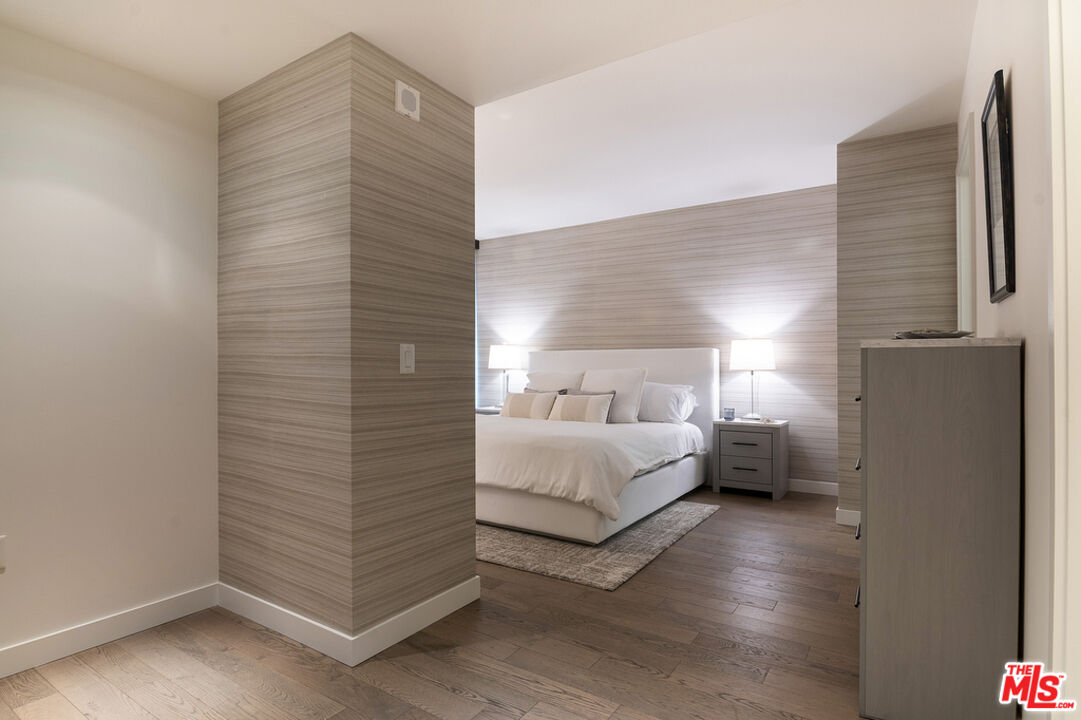 1755 Ocean Ave Unit: 402