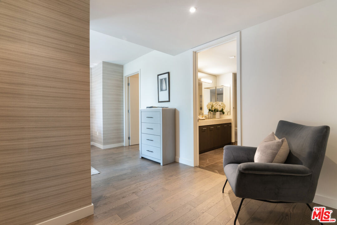 1755 Ocean Ave Unit: 402