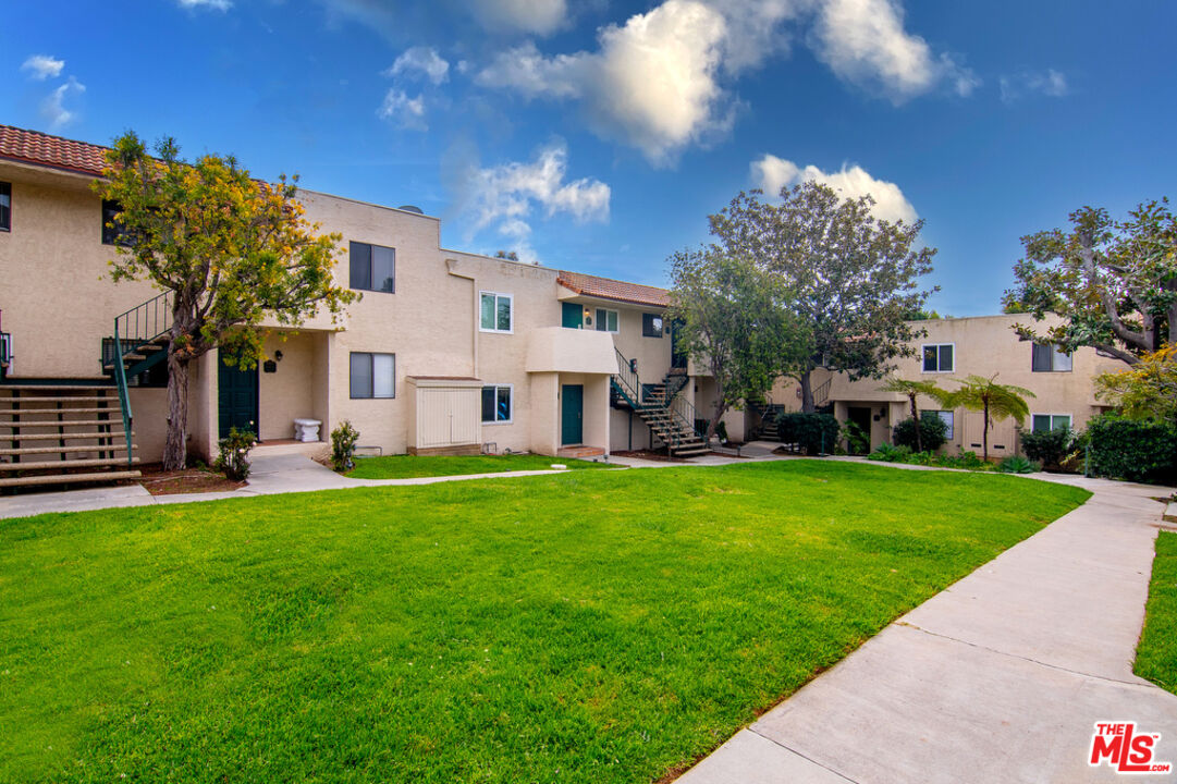 6479 Kanan Dume Rd Unit: 24