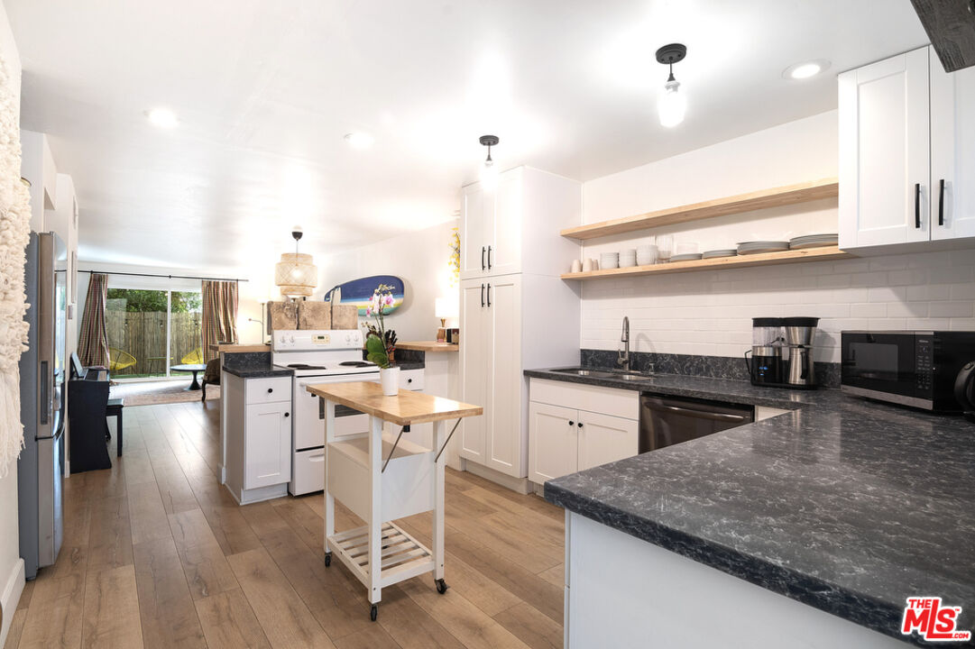 6479 Kanan Dume Rd Unit: 24