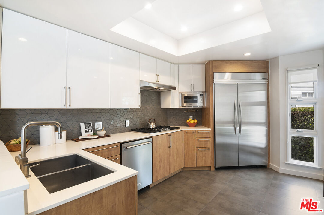 3002 3rd St Unit: 304