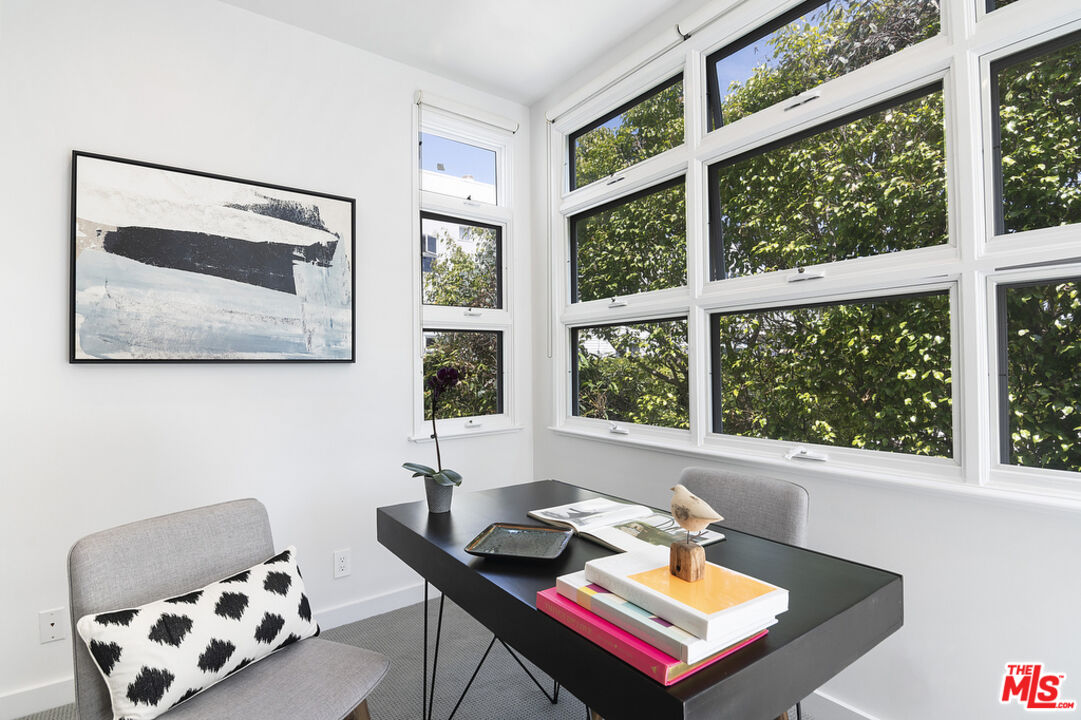 3002 3rd St Unit: 304