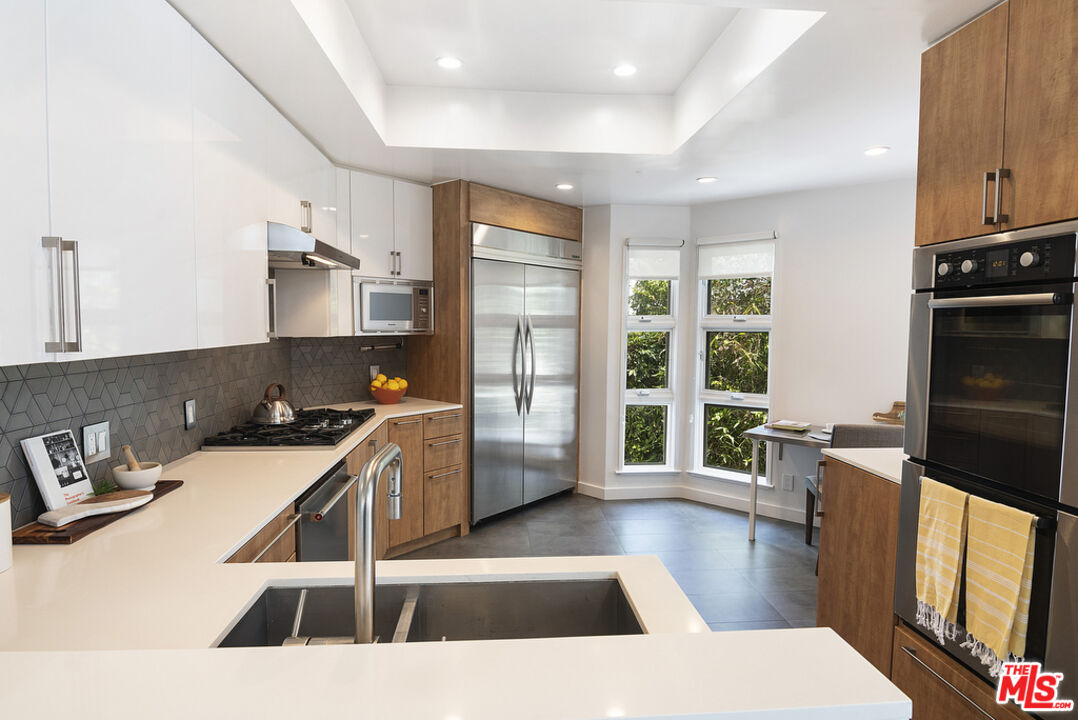 3002 3rd St Unit: 304
