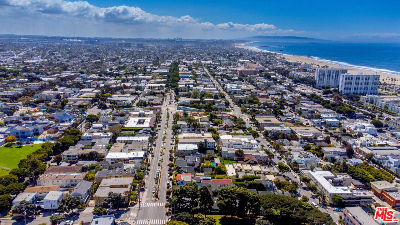 3002 3rd St Unit: 304
