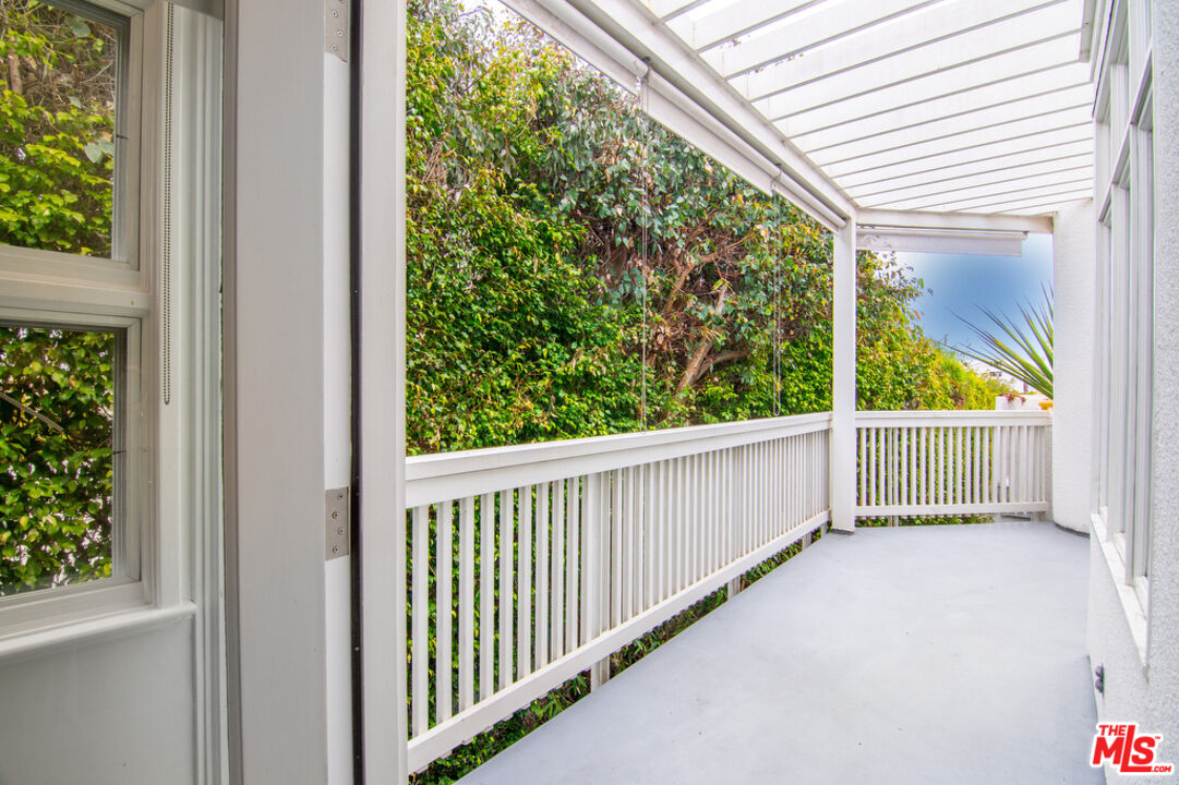 3002 3rd St Unit: 304