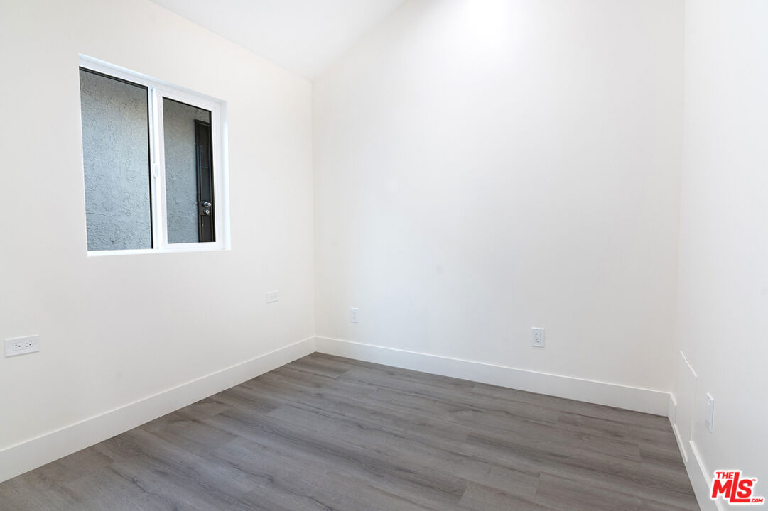 1327 23rd St Unit: D