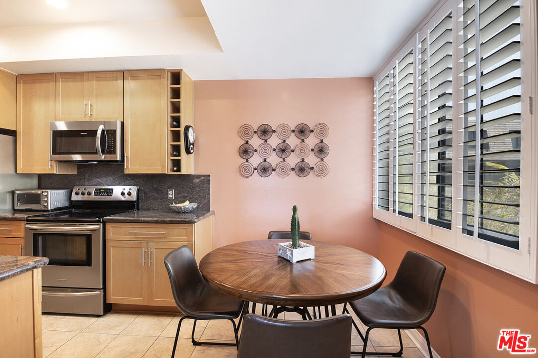 306 Bora Bora Way Unit: 212
