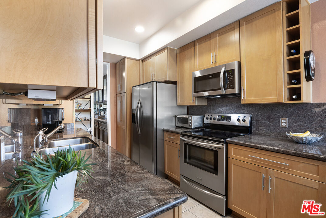 306 Bora Bora Way Unit: 212
