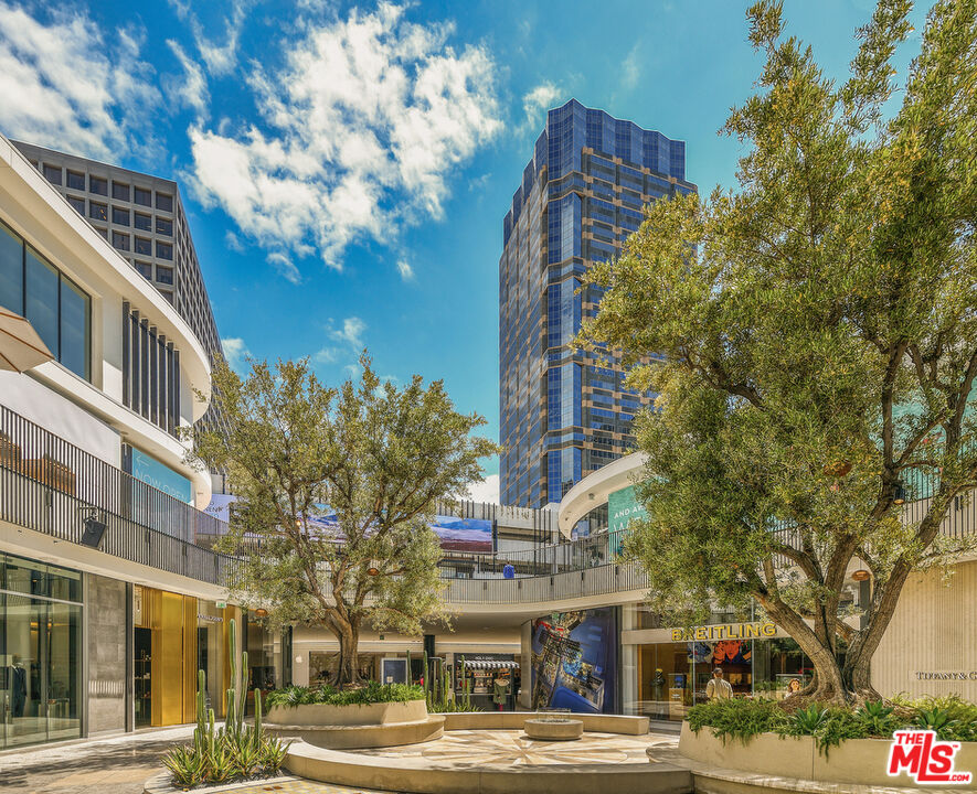 2170 Century Park Unit: 1204S