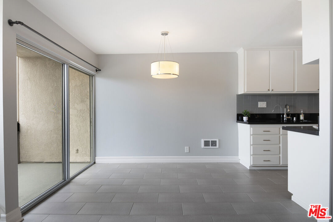 6000 Canterbury Dr Unit: D308