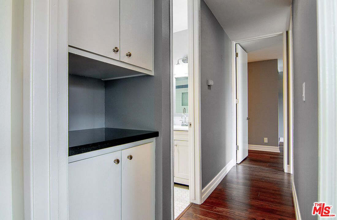6000 Canterbury Dr Unit: D308