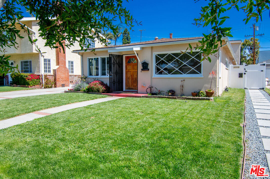 3556 Butler Ave