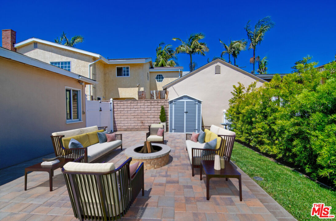 3556 Butler Ave