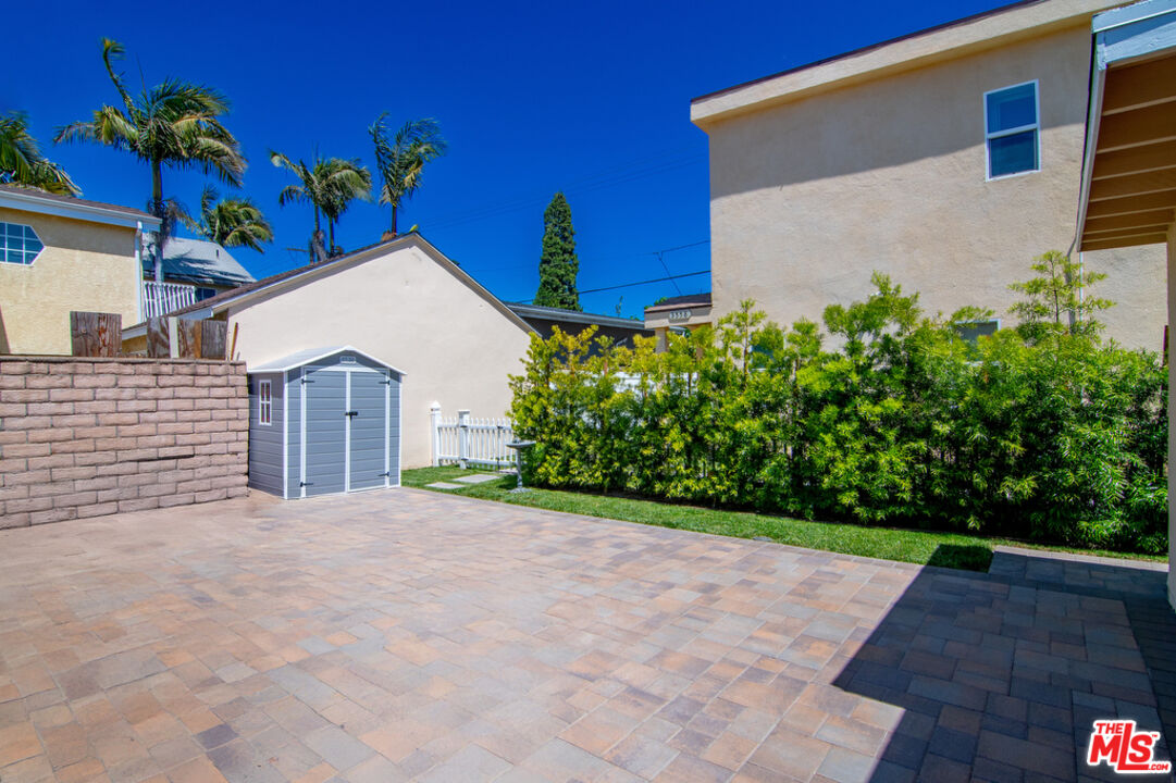 3556 Butler Ave