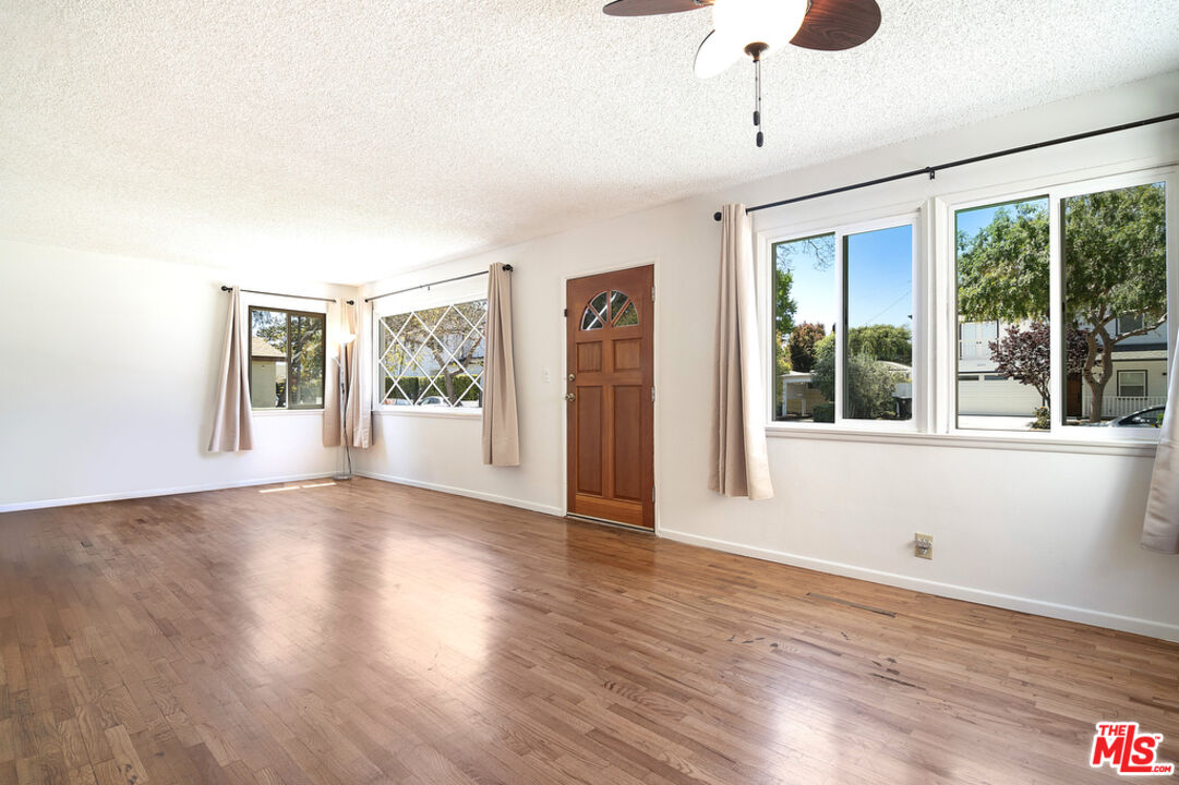 3556 Butler Ave