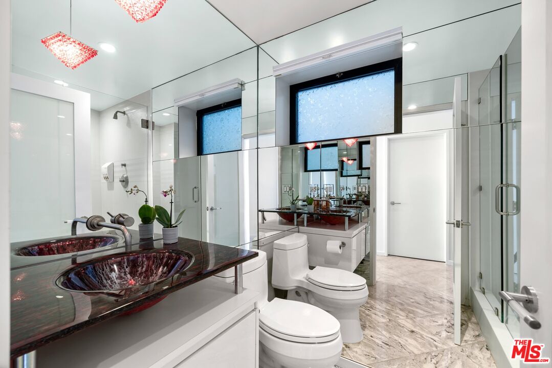 3007 Ocean Front Walk