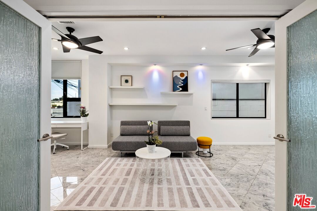 3007 Ocean Front Walk