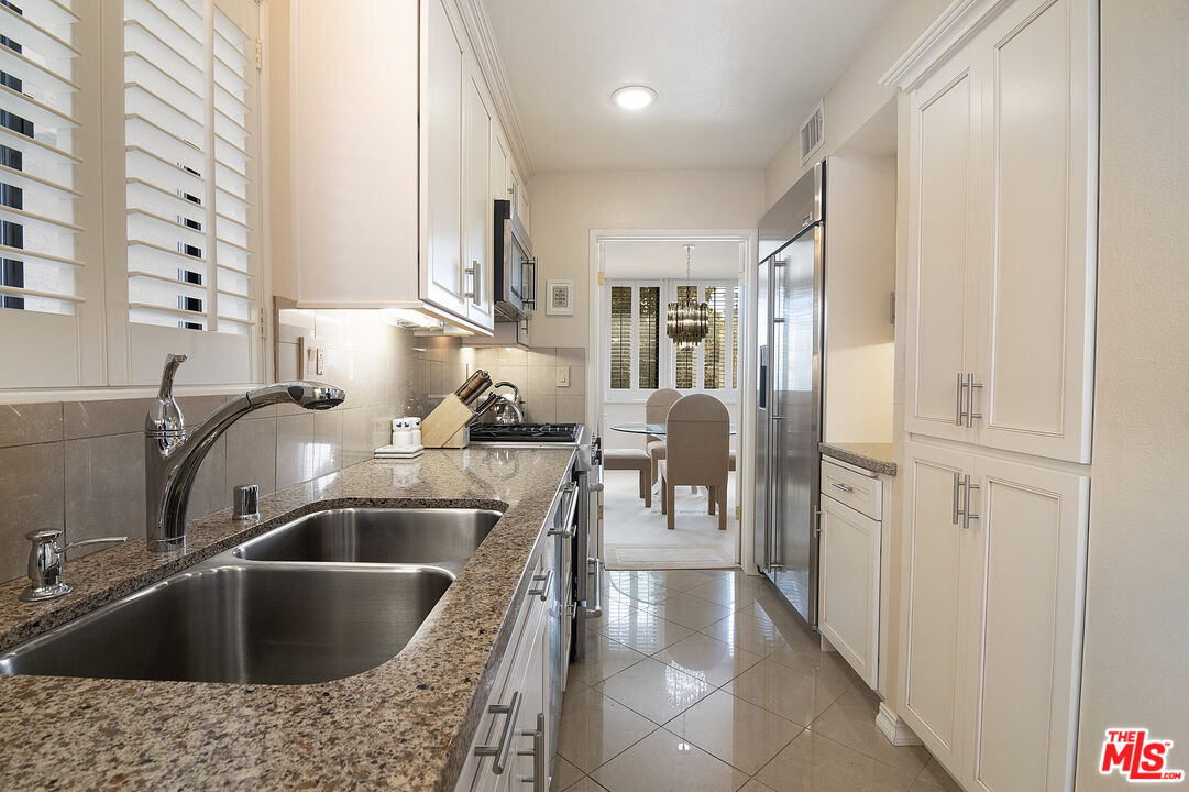 1621 Hilts Ave Unit: 1
