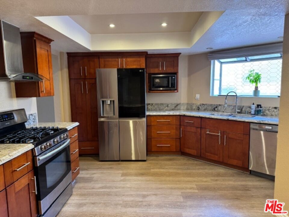 2210 Graham Ave Unit: A