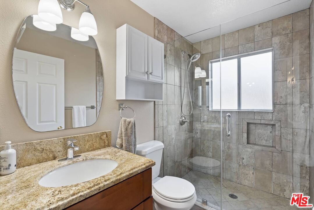2210 Graham Ave Unit: A