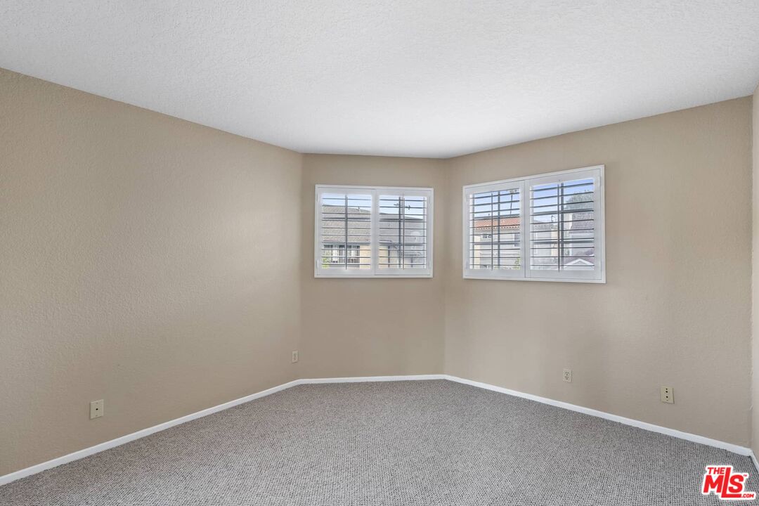 2210 Graham Ave Unit: A