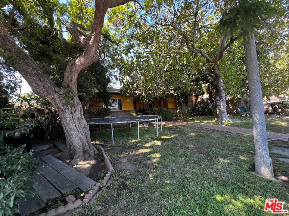 3491 Butler Ave