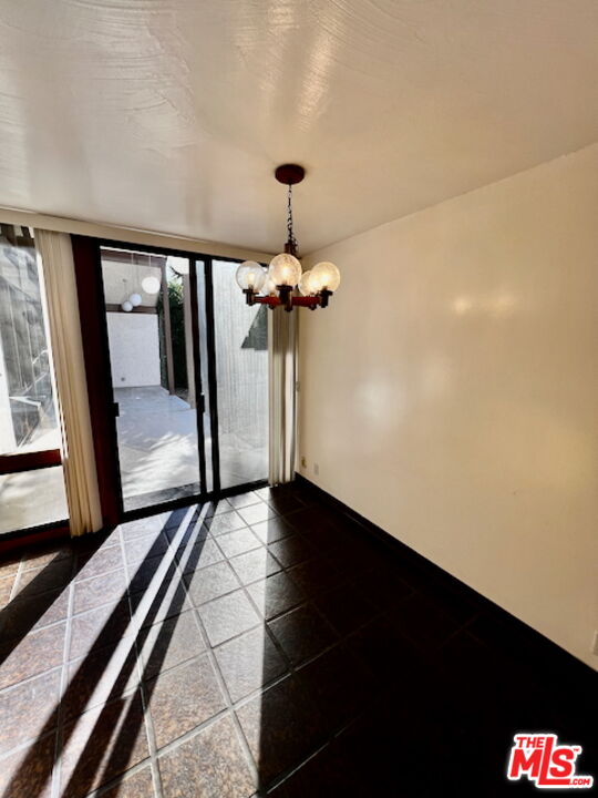 1011 El Segundo Dr