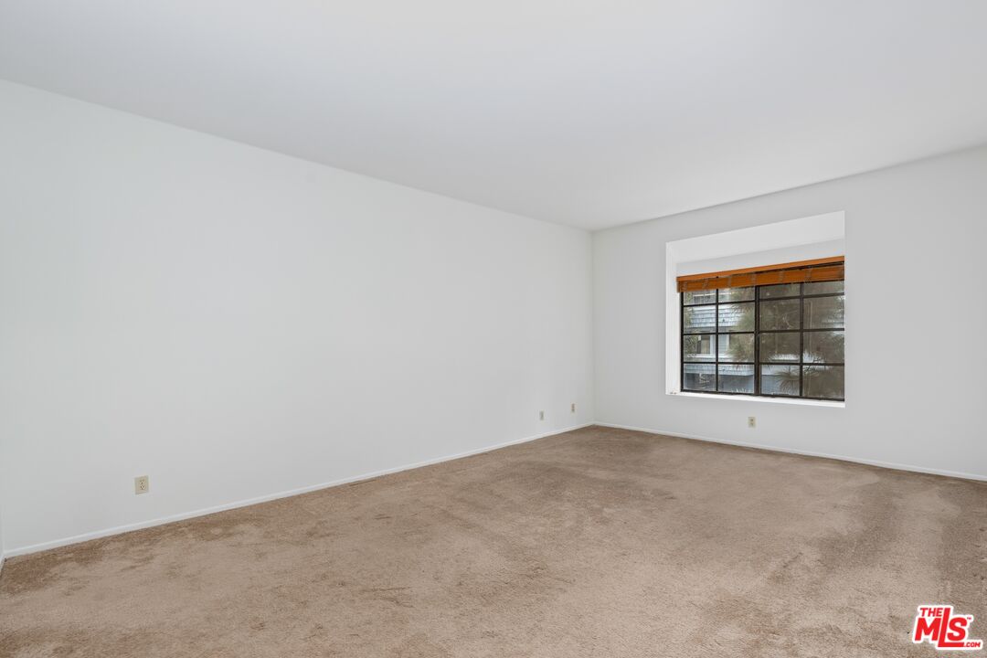 306 Bora Bora Way Unit: 114