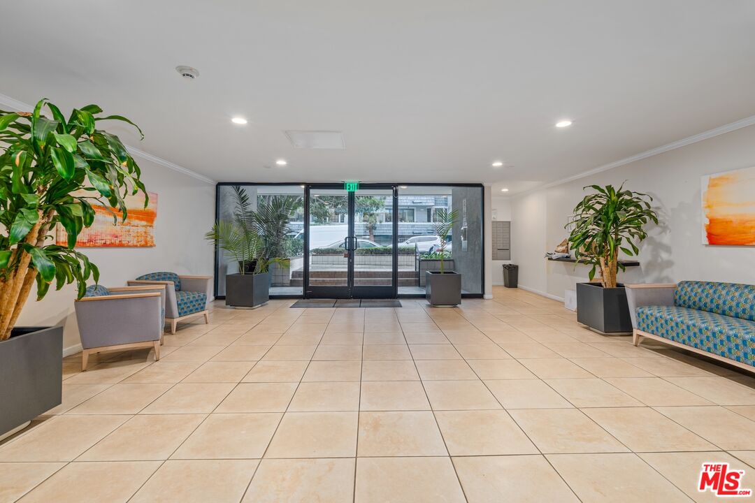 306 Bora Bora Way Unit: 114