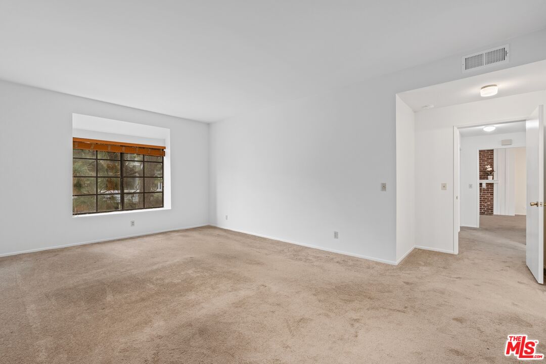 306 Bora Bora Way Unit: 114