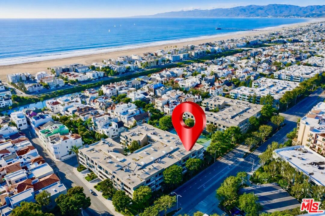 5100 Via Dolce Unit: 305