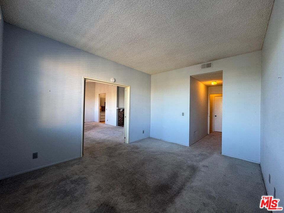 5100 Via Dolce Unit: 305