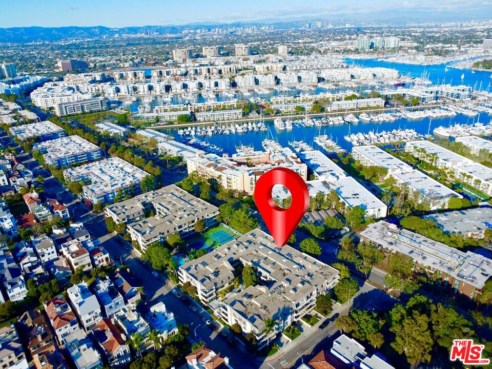 5100 Via Dolce Unit: 305