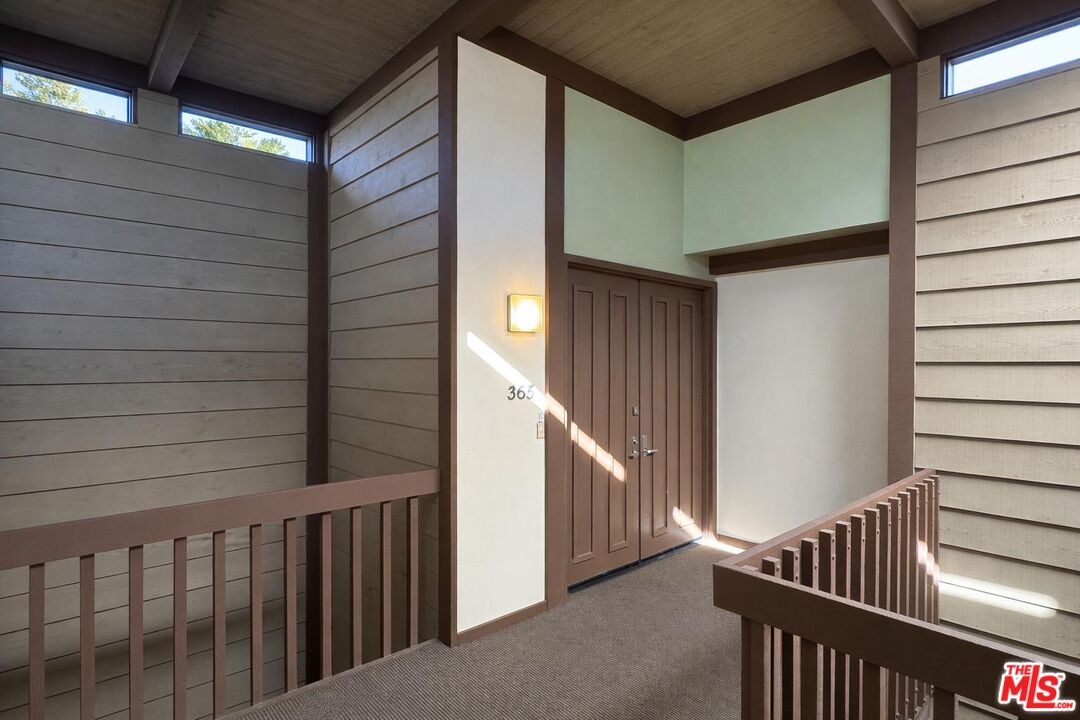 5100 Via Dolce Unit: 305