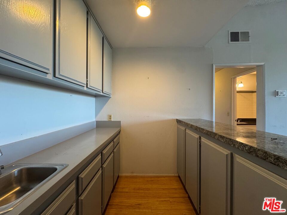 5100 Via Dolce Unit: 305