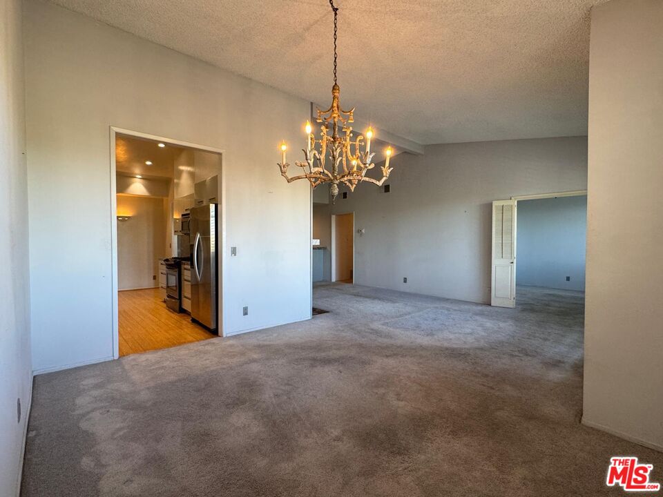 5100 Via Dolce Unit: 305