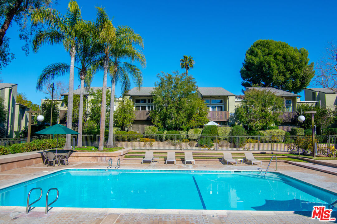 4810 Hollow Corner Rd Unit: 242