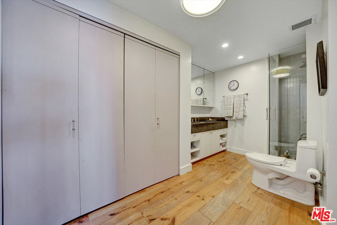 2160 Century Park East Unit: 1406