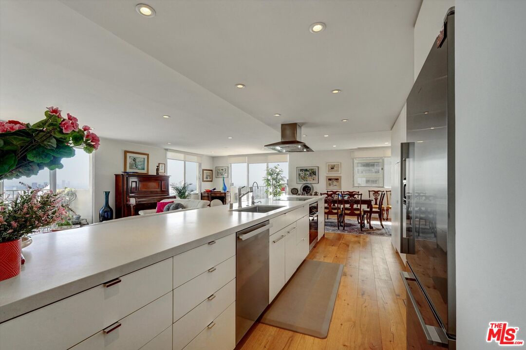 2160 Century Park East Unit: 1406