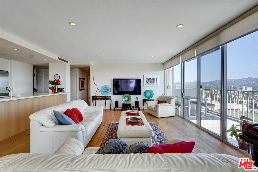 2160 Century Park East Unit: 1406