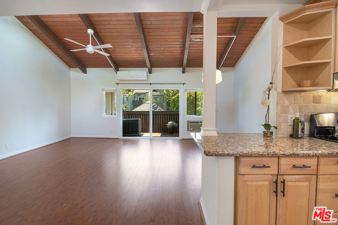 4925 Indian Wood Rd Unit: 474