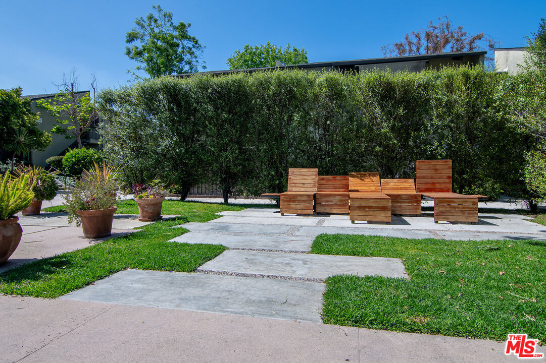 4925 Indian Wood Rd Unit: 474