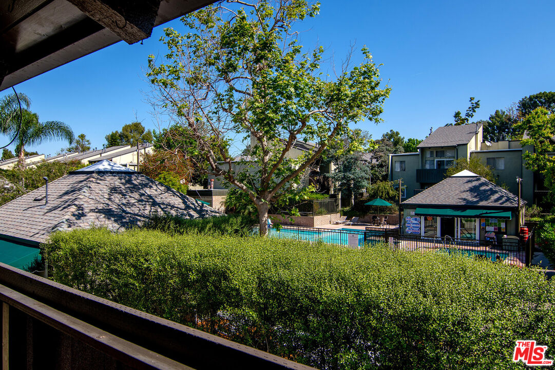 4925 Indian Wood Rd Unit: 474