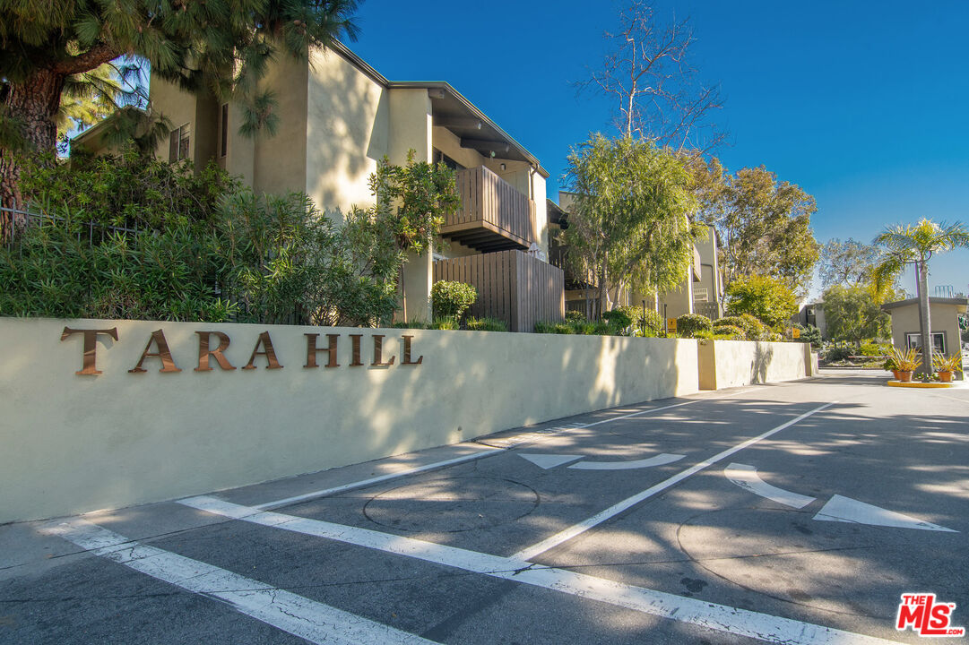 4925 Indian Wood Rd Unit: 474