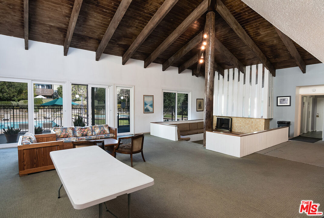 4925 Indian Wood Rd Unit: 474