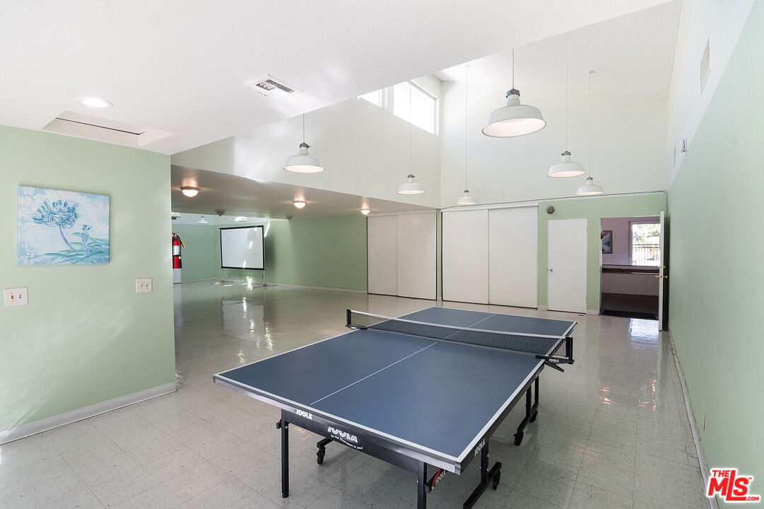 4925 Indian Wood Rd Unit: 474